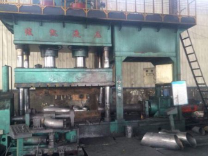 彎頭設（shè）備（bèi）